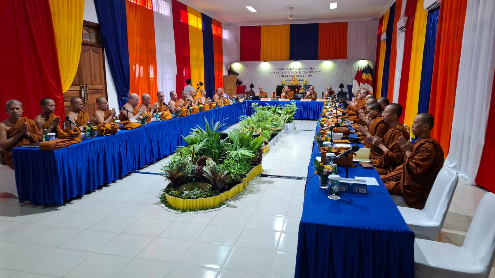 Pelaksanaan Rapimnas Sangha Theravada Indonesia (STI) di Kota Palu, Provinsi Sulawesi Tengah.