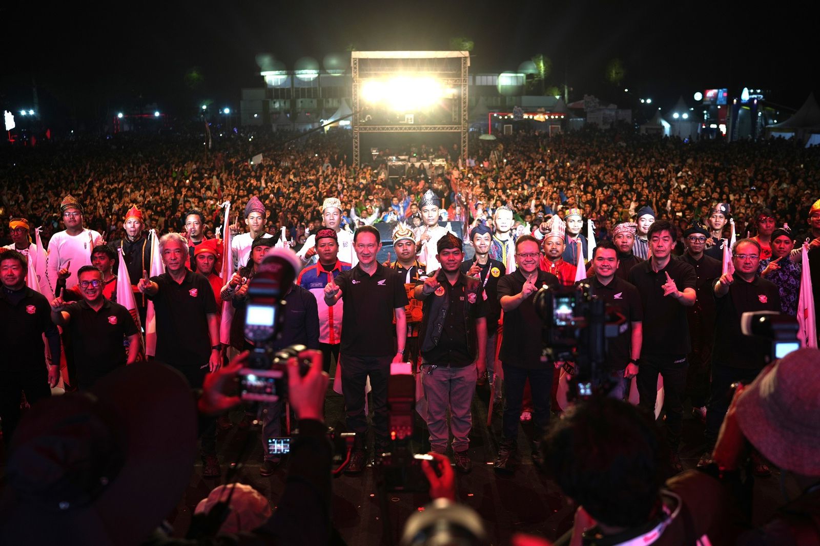 PERKUAT SILATURAHMI : Honda Bikers Day (HBD) 2025 Mengusung tema &ldquo;Brotherhood Festival&rdquo;, ajang silaturahmi akbar ini menjadi menjadi momen merayakan kebersamaan lintas generasi.