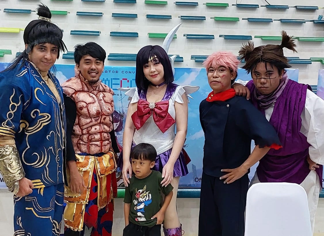 TEMBUS EVENT NASIONAL: Para anggota Komunitas Plutonium saat menghadiri event ICGP Indonesian Anime Con.  Di ajang bergengsi yang bersifat nasional ini mereka menyabet kemenangan.