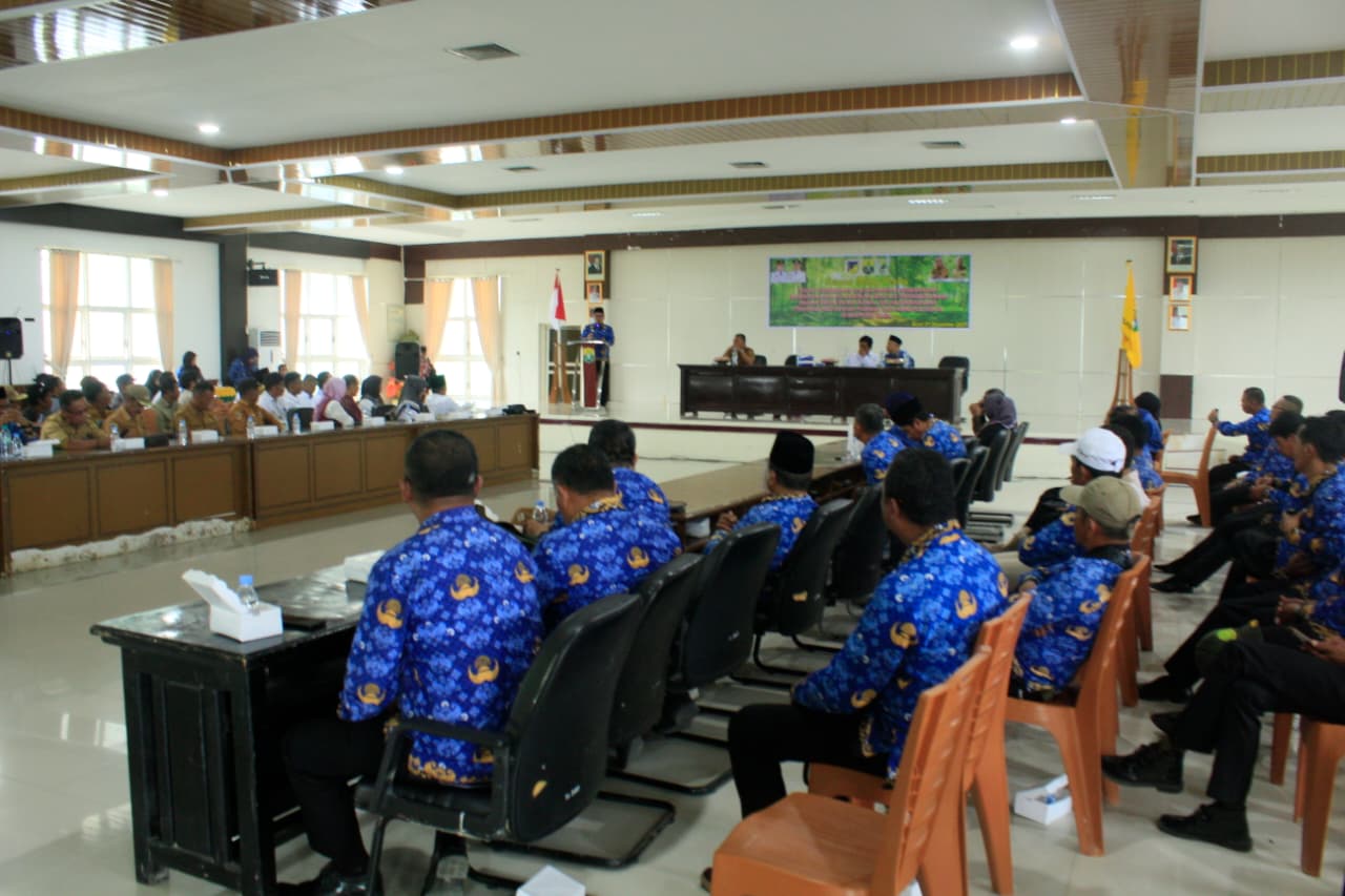 PESERTA : Tampak peserta Rakor yang hadir sedang menyimak materi.(FOTO: ISTIMEWA/RADAR PALU).
