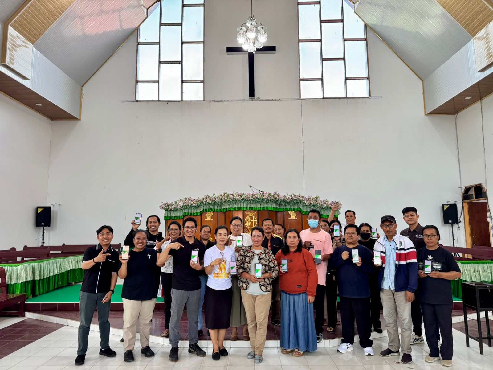MANFAAT : BPJS Ketenagakerjaan (BPJAMSOSTEK) Kantor Cabang Poso melaksanakan kegiatan sosialisasi manfaat program jaminan sosial ketenagakerjaan di lingkungan Klasis Pamona Timur, Kamis (20/11/2025).