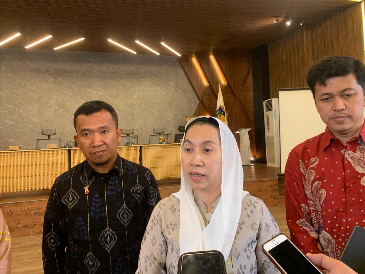 JAGA STABILITAS HARGA : Wakil Wali Kota Palu, Imelda Liliana Muhidin saat ditemui disela-sela kesibukannya pada Kamis (4/12/2025).  &nbsp;