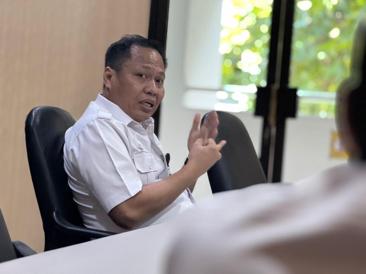 Kepala Kanwil Kemenkum Sulteng Rakhmat Renaldy mengajak lulusan S1 memanfaatkan peluang Magang Nasional Batch III.