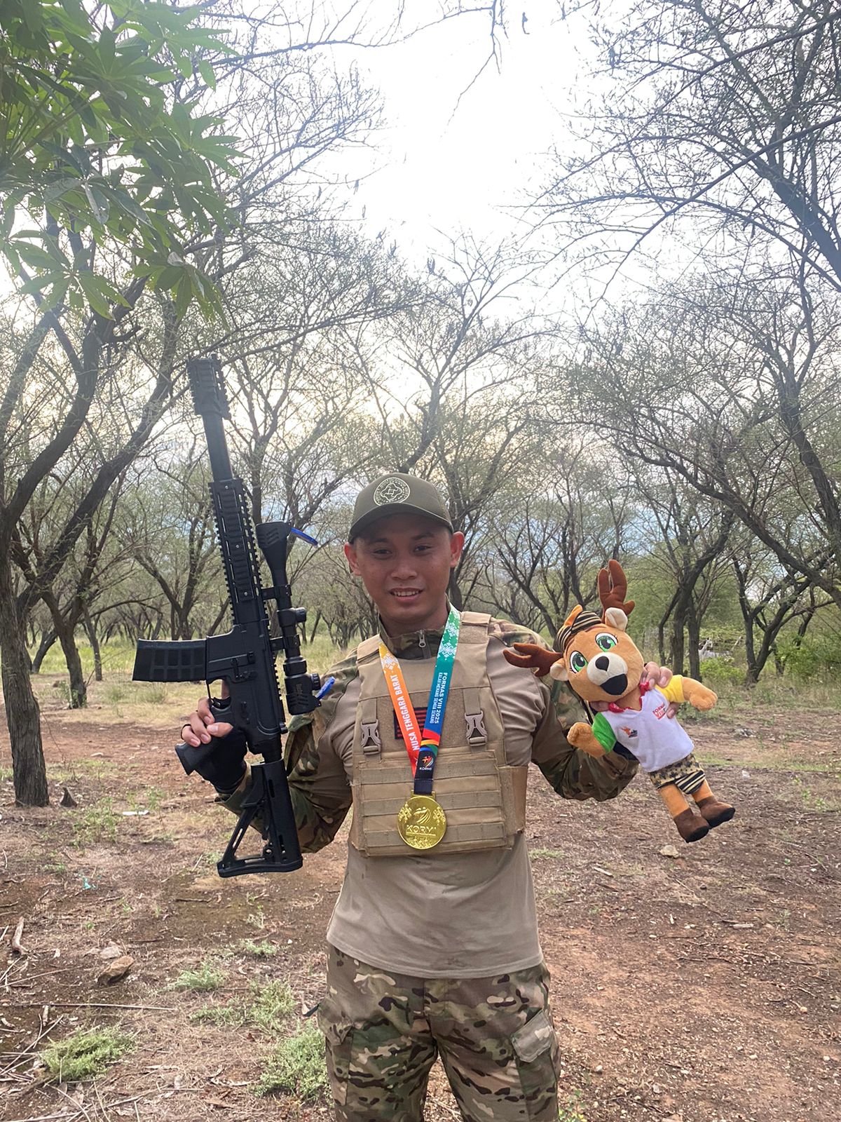 BERPRESTASI: Anggota ABU Sulteng, Muh. Irfan memiliki prestasi dengan sukses meraih Juara 1 Nasional kategori TSOC Riffle perorangan pada ajang bergengsi Fornas di Lombok.