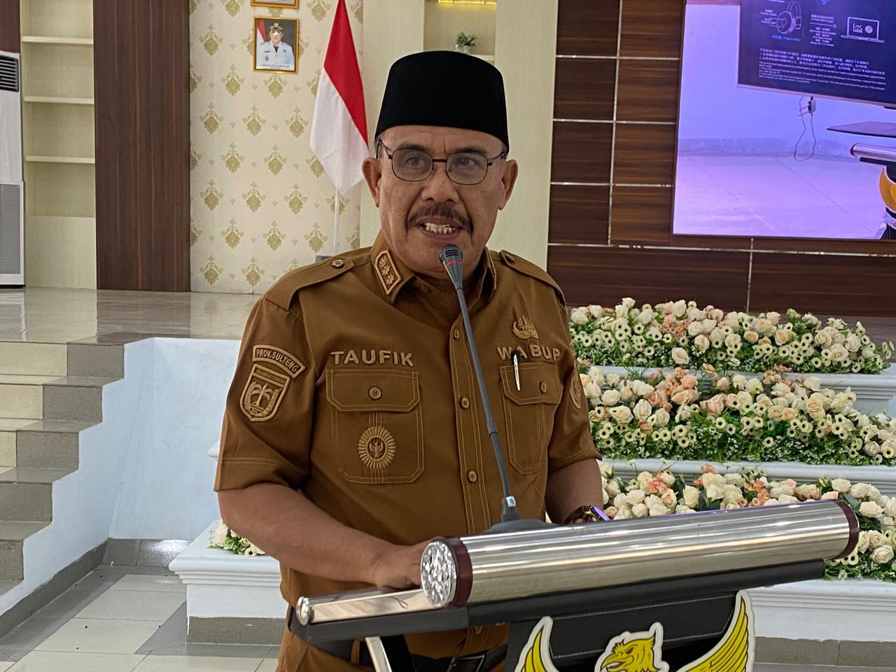 PAPARKAN : Wabup Donggala, Taufik M Burhan saat memberikan sambutan pada rapat evaluasi penurunan stunting.(FOTO: ISTIMEWA/RADAR PALU).