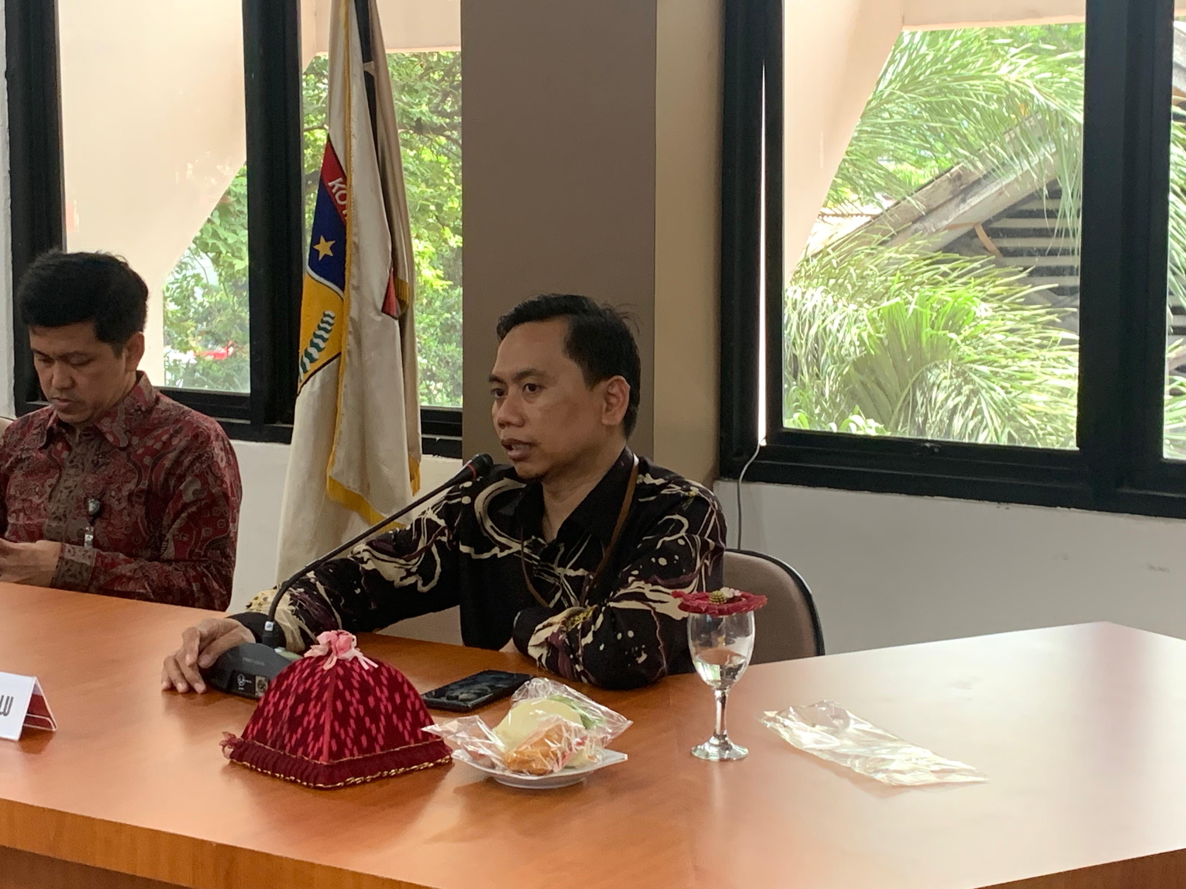 Kepala BPS Kota Palu, Agus Santoso saat menghadiri kegiatan High Level Meeting TPID pada Kamis (11/12/2025).