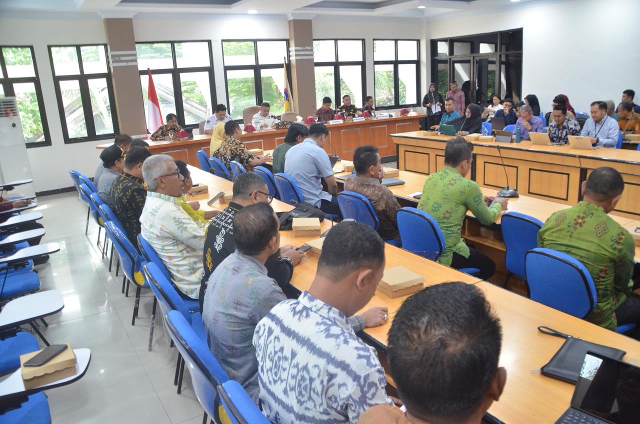 High Level Meeting Tim Pengendalian Inflasi Daerah (TPID) dan Tim Percepatan dan Perluasan Digitalisasi Daerah (TP2DD) Kota Palu, Kamis (11/12/2025)