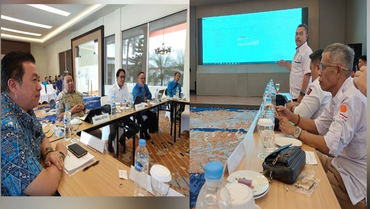 Rapat pleno dewan pengupahan Provinsi Sulteng membahas penetapan UMP dan UMSP 2026 di Palu.
