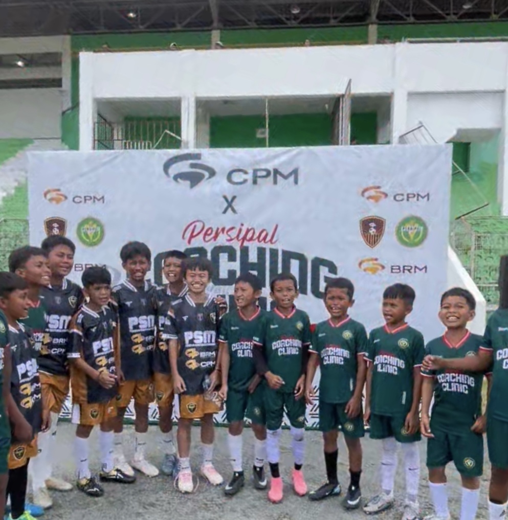 Coaching Clinic Batch II di Lapangan Gawalise, Kota Palu, Sabtu (20/12).