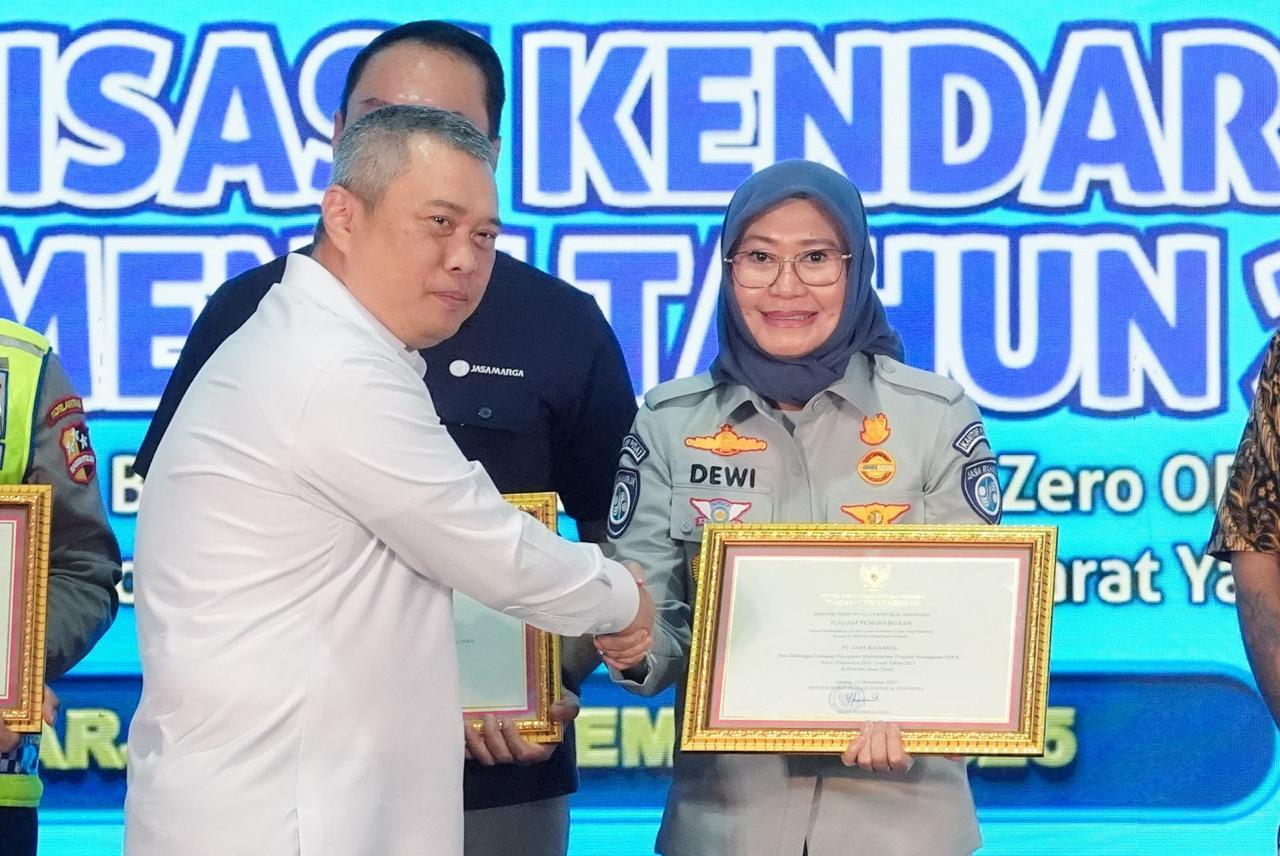 TARGET ZERO ODOL: PT Jasa Raharja menghadiri Sosialisasi dan Normalisasi Kendaraan ODOL Tahun 2025 yang diselenggarakan BPTD Kelas II Jawa Timur, Selasa (16/12).