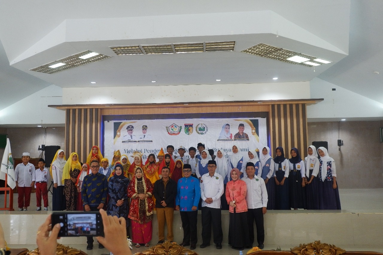 APRESIASI : Himpunan Seni Budaya Islam (HSBI) Kota Palu gelar Lomba Apresiasi Budaya Kota Palu di Auditorium Dinas Pendidikan Sulawesi Tengah, Senin (15/12/2025).