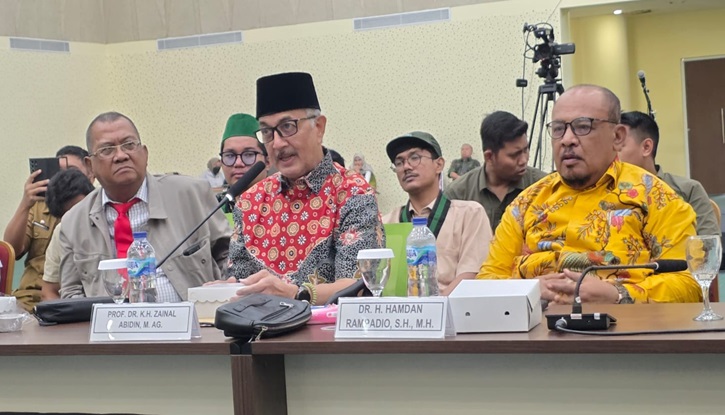 Ketua FKUB Sulteng Prof Zainal saat hadir dalam diskusi repormasi Polri belum lama ini.