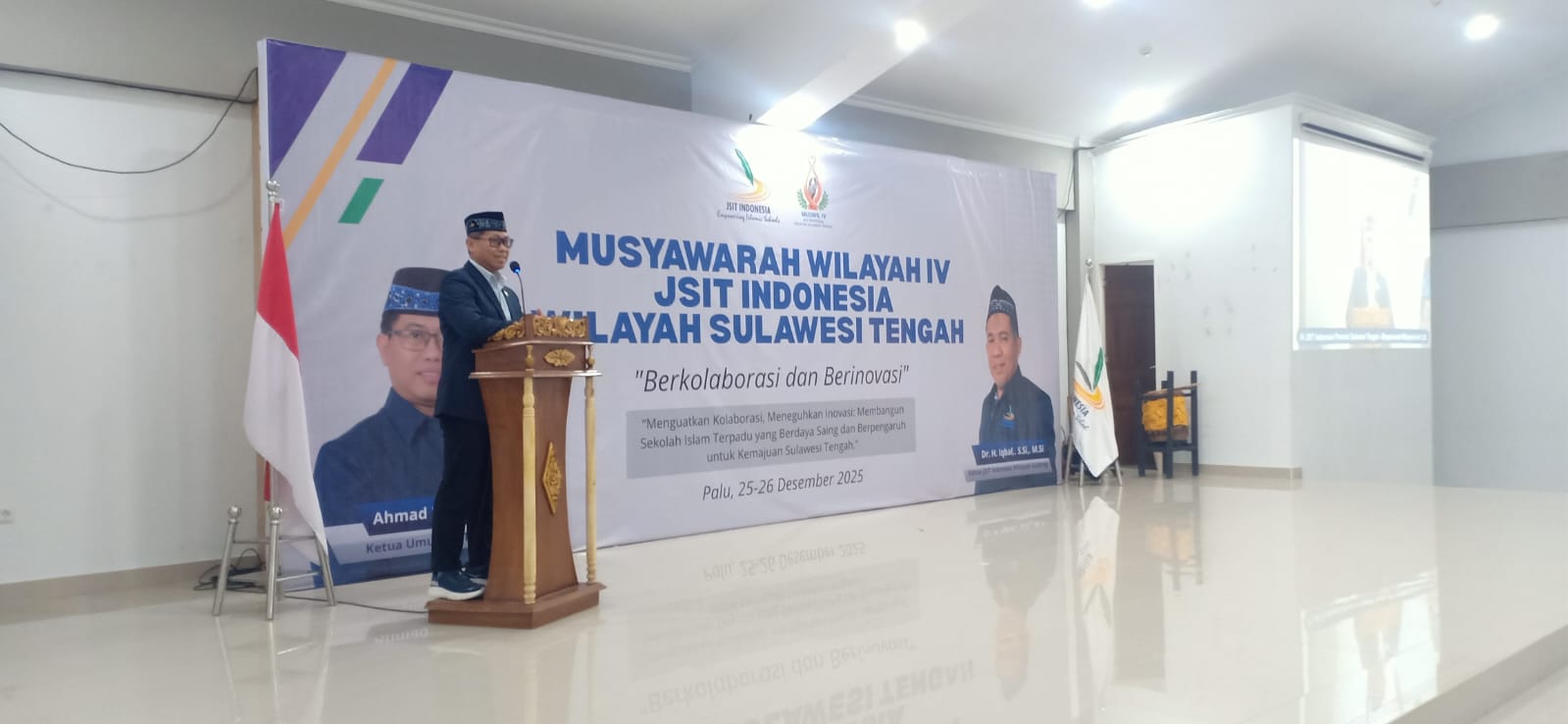 MEMBUKA : Ketua Umum JSIT Pusat H. Ahmad Fikri membuka Muswil JSIT Sulteng IV, Kamis (25/12/2025).(FOTO: MUCHSIN SIRADJUDIN/RADAR PALU).