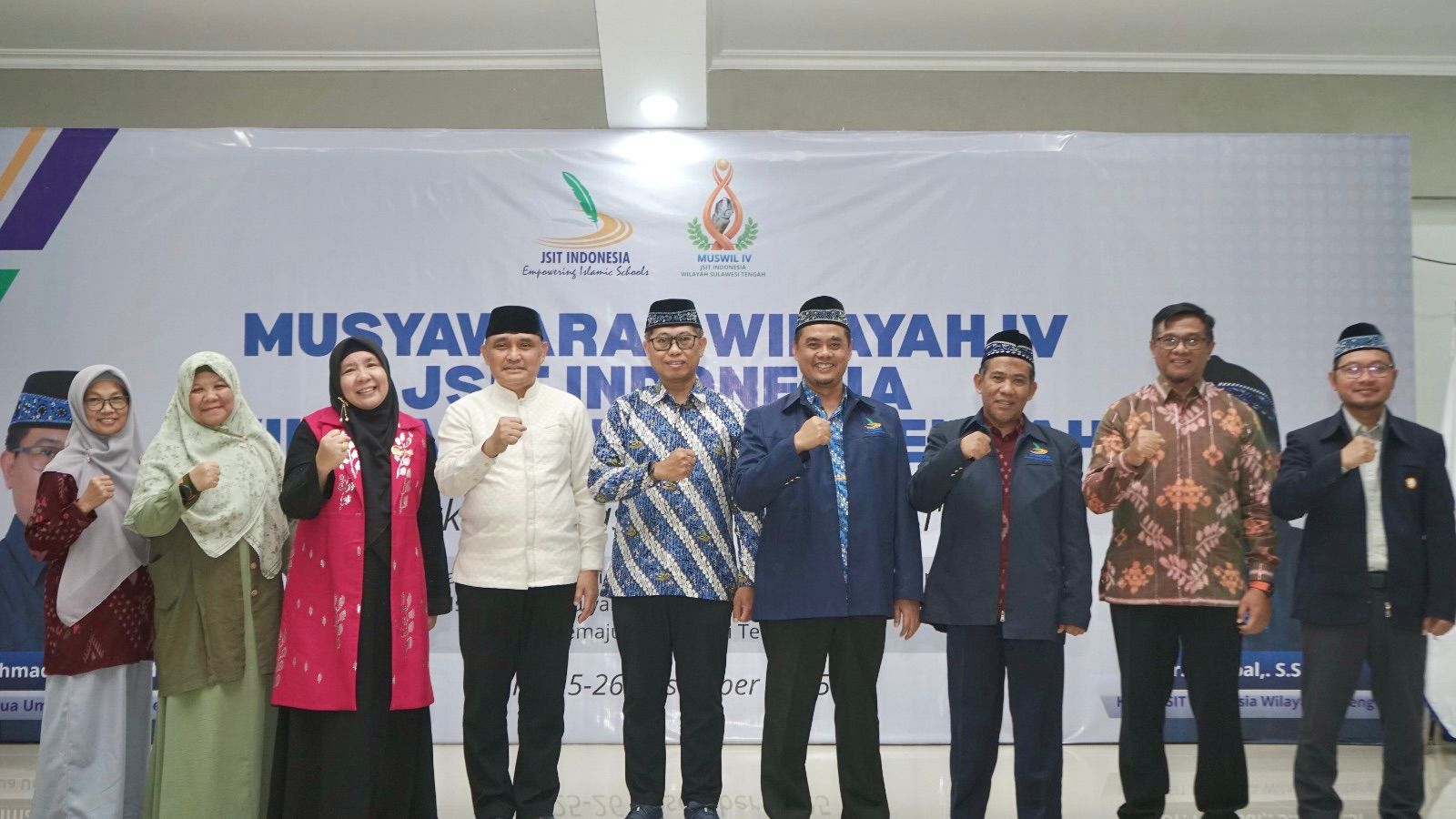 DAKWAH : Jajaran pengurus JSIT Sulteng, siap berjuang untuk mengembangkan dakwah.(FOTO: ISTIMEWA/RADAR PALU).