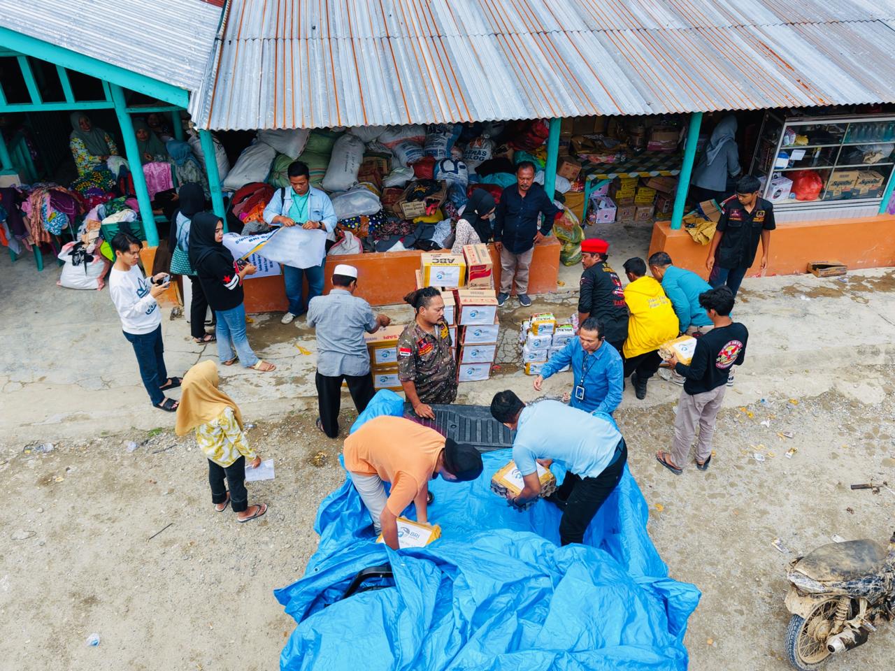 BRI terus menyalurkan bantuan tanggap darurat bagi masyarakat terdampak bencana di sejumlah wilayah di Sumatra, meliputi Provinsi Aceh, Sumatra Utara, dan Sumatra Barat.