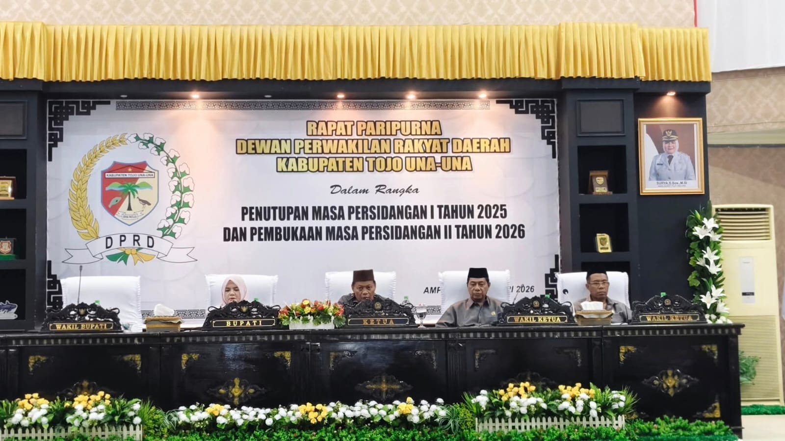 PARIPURNA: DPRD Touna saat menggelar rapat paripurna pembukaan masa persidangan II tahun 2026.(FOTO: HERIYANTO LIMAHU/RADAR PALU).