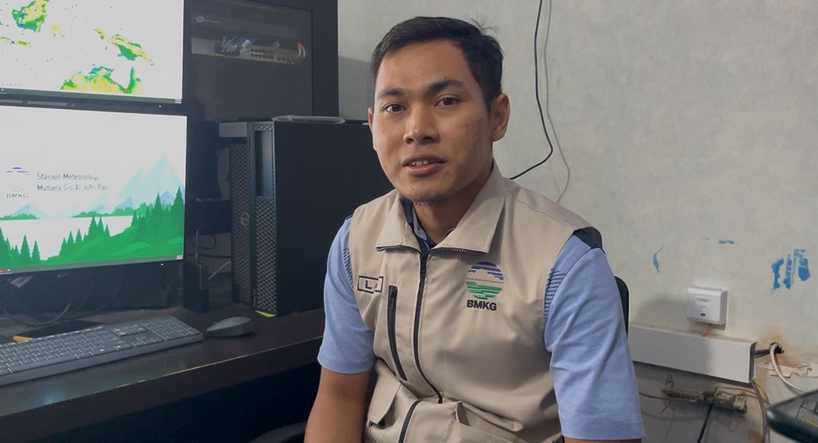 Prakirawan Cuaca BMKG Stasiun Meteorologi Kelas II Mutiara Sis Al Jufri Palu, Lilik Ardiyanto,