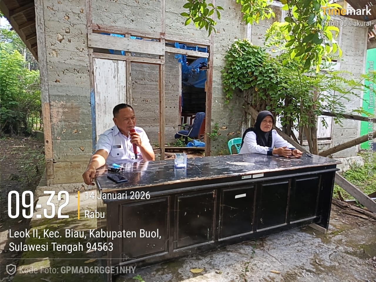 RAPAT: Pejabat Dinas Kominfo Kabupaten Buol saat menggelar rapat bersama wartawan di Buol membahas kerja sama media.(FOTO: ISTIMEWA /RADAR PALU).