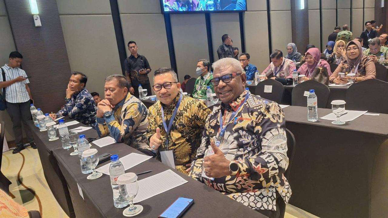 RAKERNAS: Bupati Banggai, H. Amirudin Tamoreka tampak mengikuti Rakernas APKASI XVII tahun 2026. (FOTO: NENDRA PRASETYA/RADAR PALU).