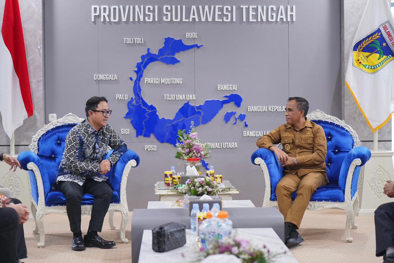 Jajaran manajemen Pertamina Patra Niaga Regional Sulawesi melakukan audiensi dengan Gubernur Sulawesi Tengah Anwar Hafid membahas kesiapan energi jelang Ramadan.