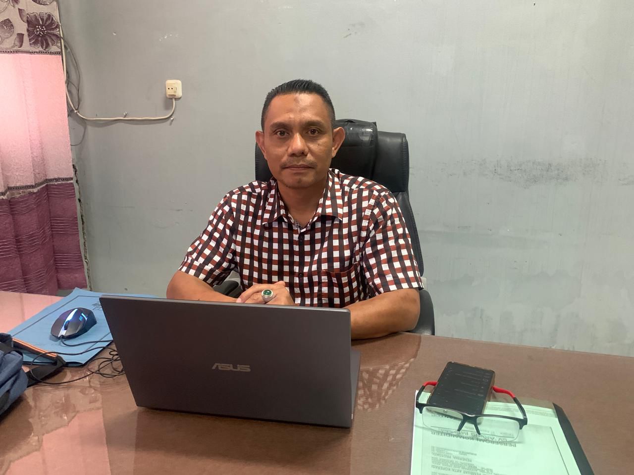 Kepala Bidang Penyelesaian Hubungan Industrial (PHI) dan Pengawasan Ketenagakerjaan Disnakertrans Sulteng, M. Mirza Lesnusa, S.Sos., M.Si.