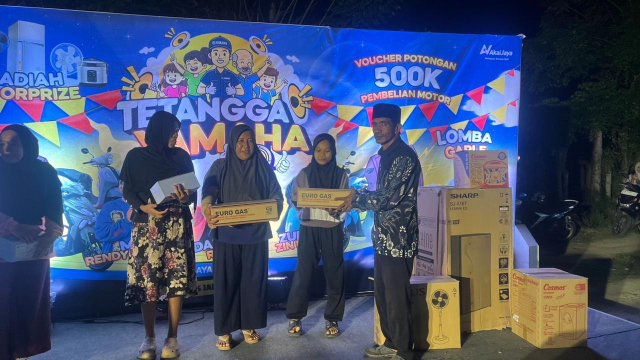 Penerimaan Doorprize oleh masyarakat di acara Tetangga Yamaha pada Sabtu (25/1/2026).
