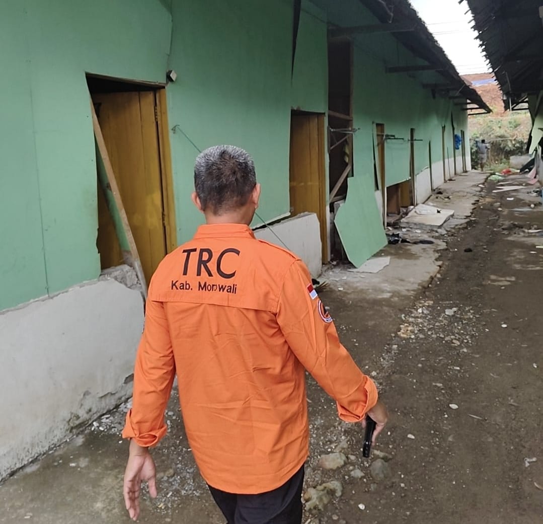 Bangunan kos lokasi tanah  bergerak di Desa Fatufia, Morowali, Sulawesi Tengah, Kamis (29/1/2026).