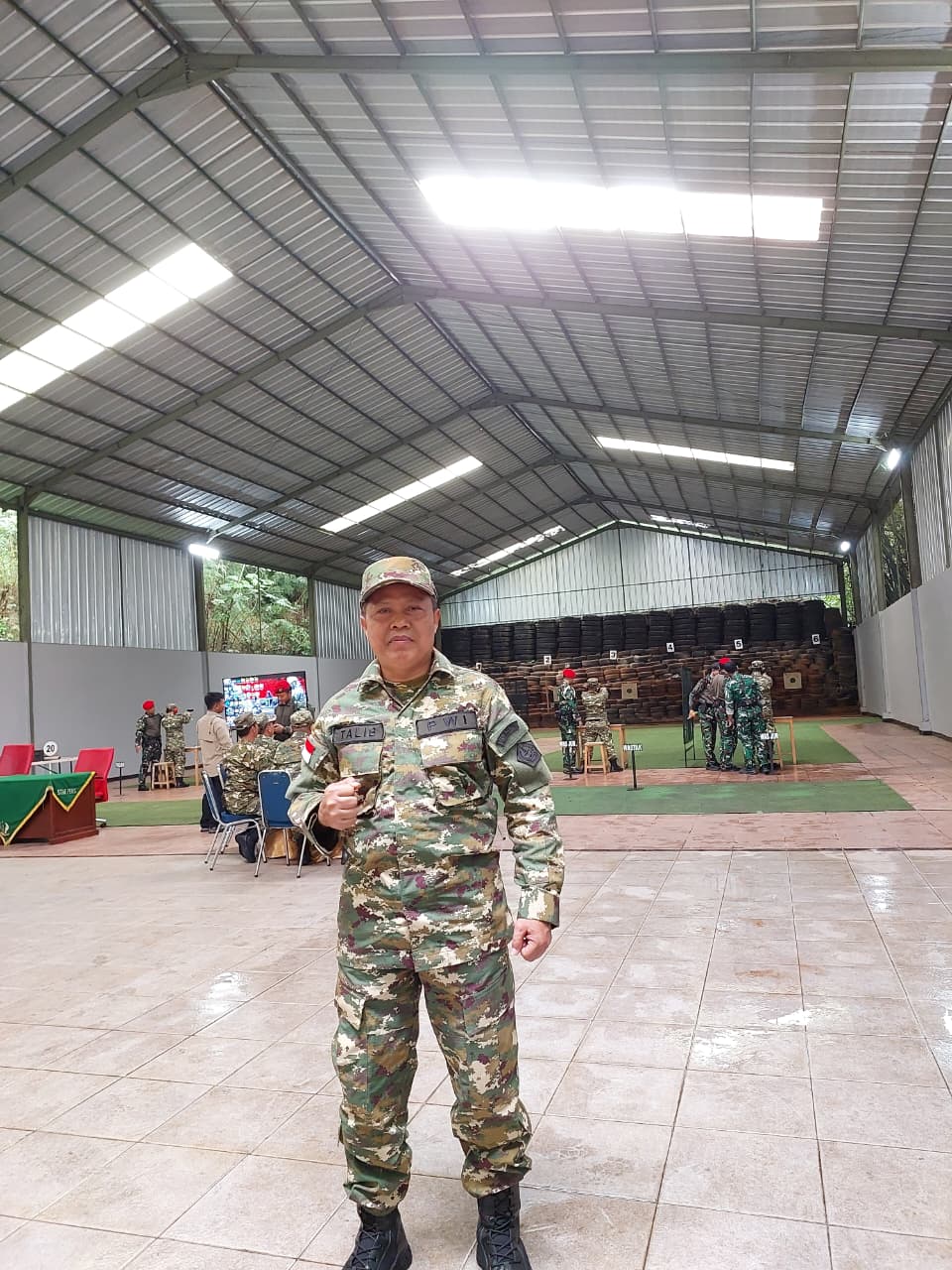 Utusan PWI Sulteng usai latihan menembak di lapangan Bayu Aji Grup 1 Kopassus di Serang, Banten.