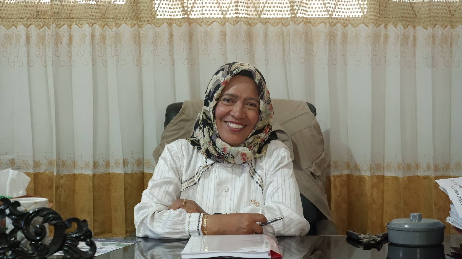 Kepala SMPN 4 Palu Farida Batjo memperkenalkan sistem pengelompokan kelas berbasis minat dan bakat bagi para siswa.