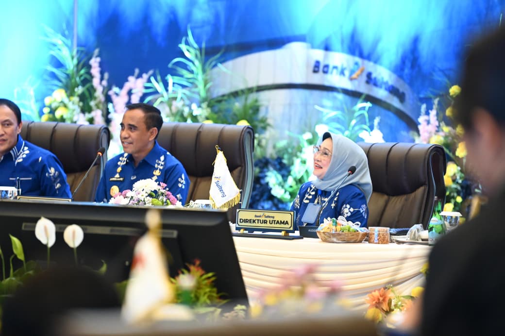 Gubernur Sulawesi Tengah Anwar Hafid saat membuka RUPS PT Bank Sulteng di Palu, Rabu (4/2/2026).