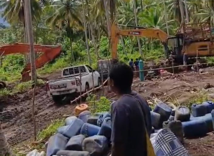 AKTIFITAS: Salah satu aktifitas pertambangan di Kabupaten Buol.(FOTO: ISTIMEWA/RADAR PALU)