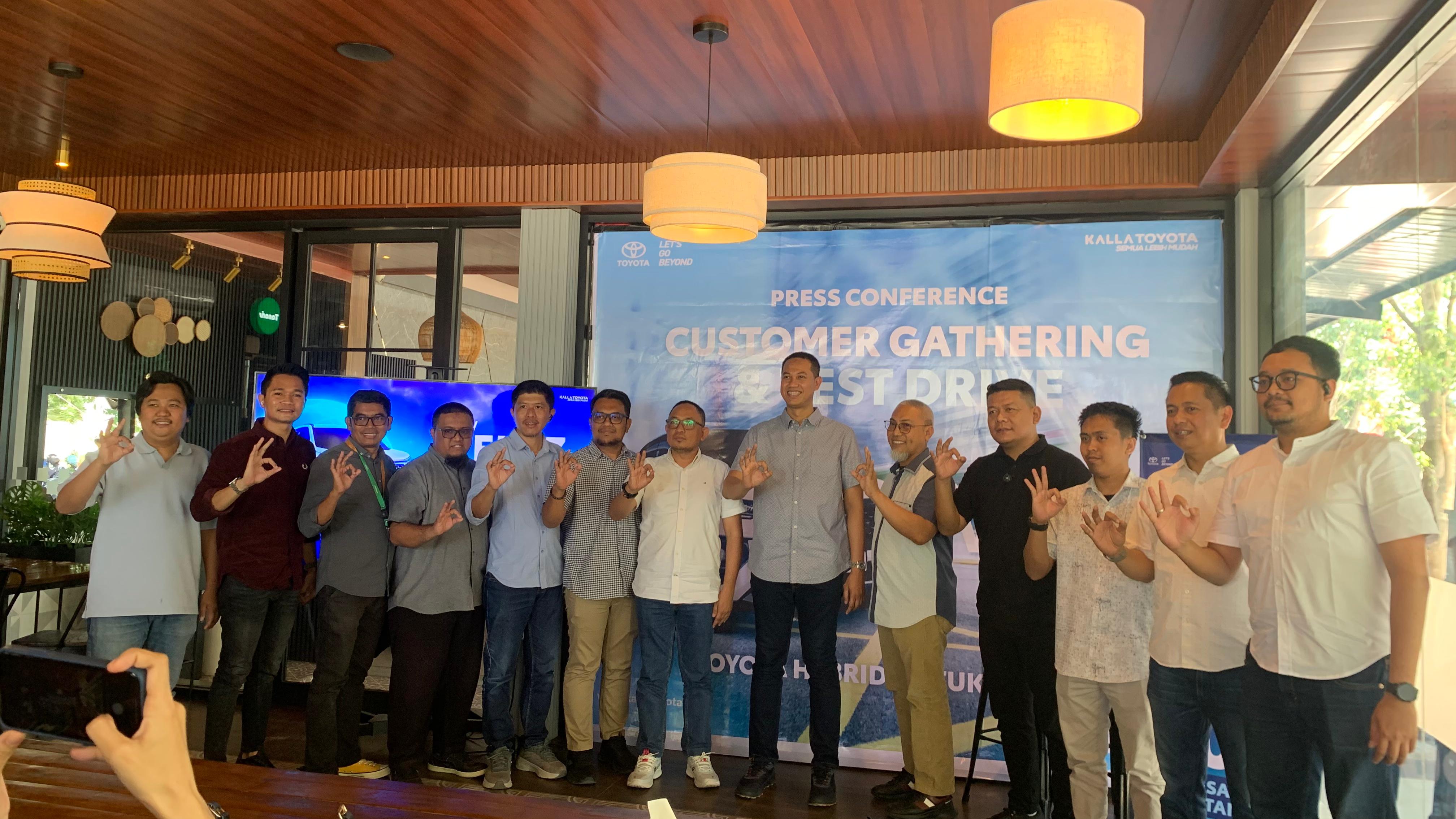 Kalla Toyota menghadirkan New Veloz Hybrid EV sebagai bagian dari komitmen Toyota dalam mendukung mobilitas ramah lingkungan di Indonesia.