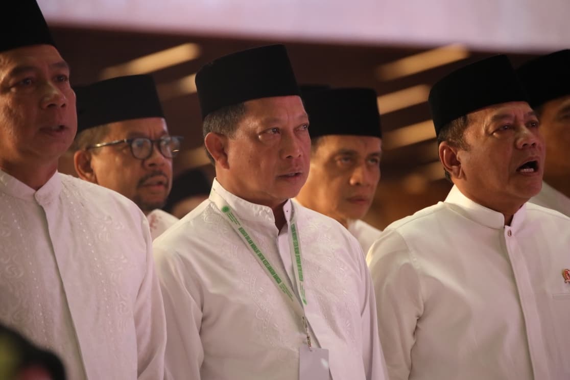 PENGUKUHAN MUI: Tampak Mendagri Tito Karnavian, saat menghadiri pengukuhan MUI periode kepengurusan 2025-2030.(FOTO: ISTIMEWA/RADAR PALU).