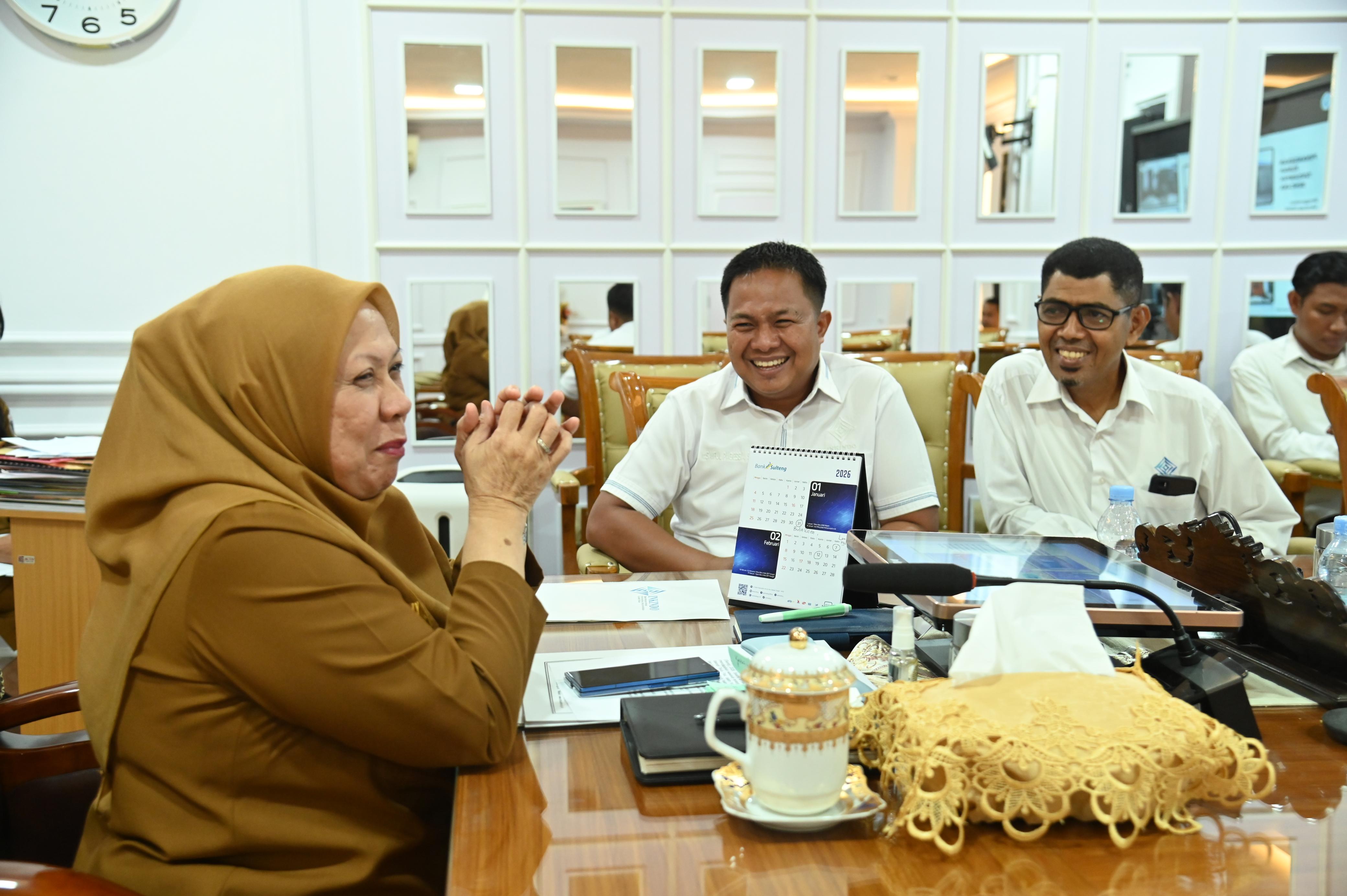 Wakil Gubernur Sulawesi Tengah menerima audiensi pengurus INKINDO Sulteng di ruang kerja Wakil Gubernur.