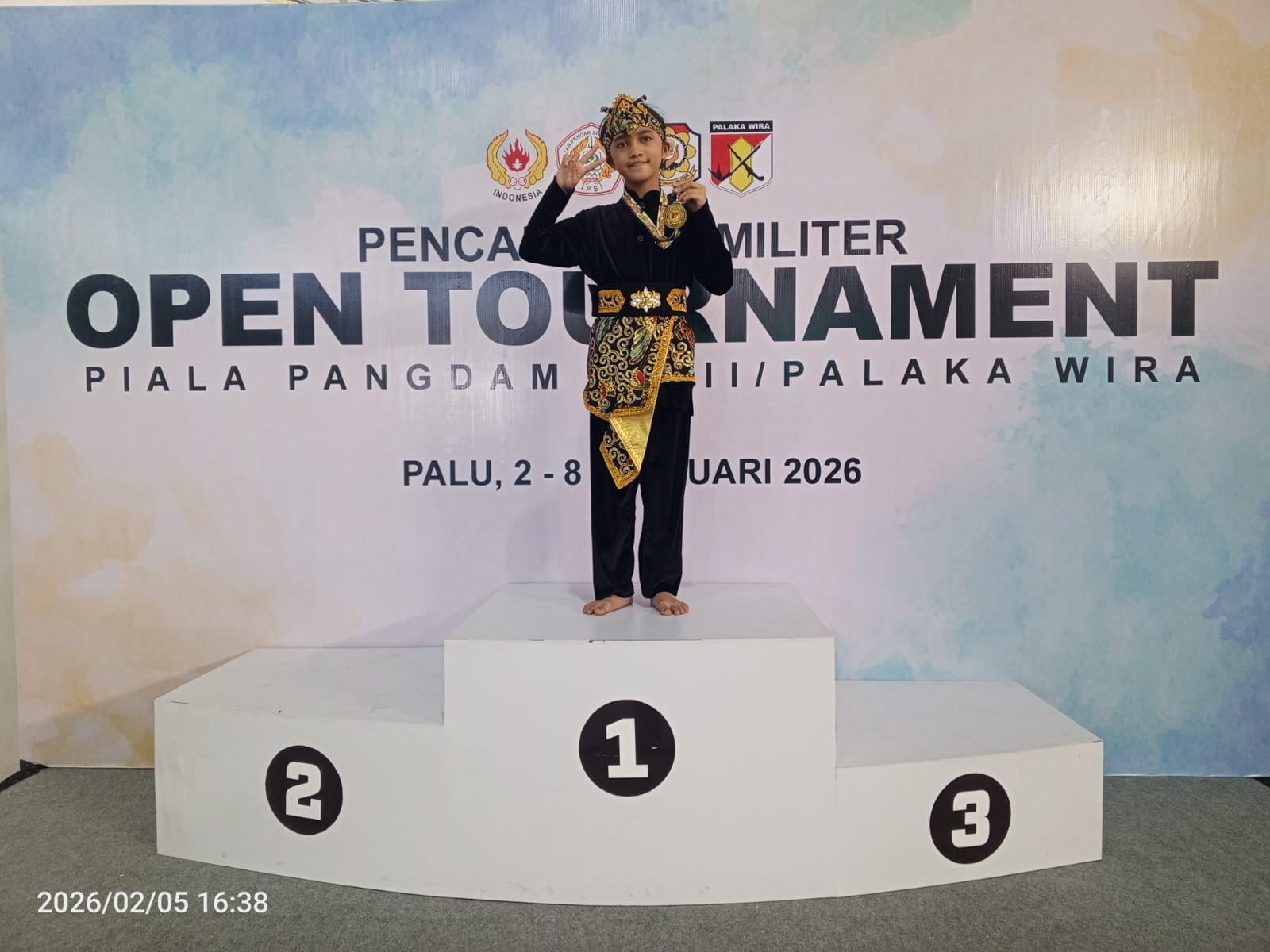 Atlet cilik SDN Model Terpadu Madani Palu saat mengikuti latihan pencak silat jelang ajang O2SN.