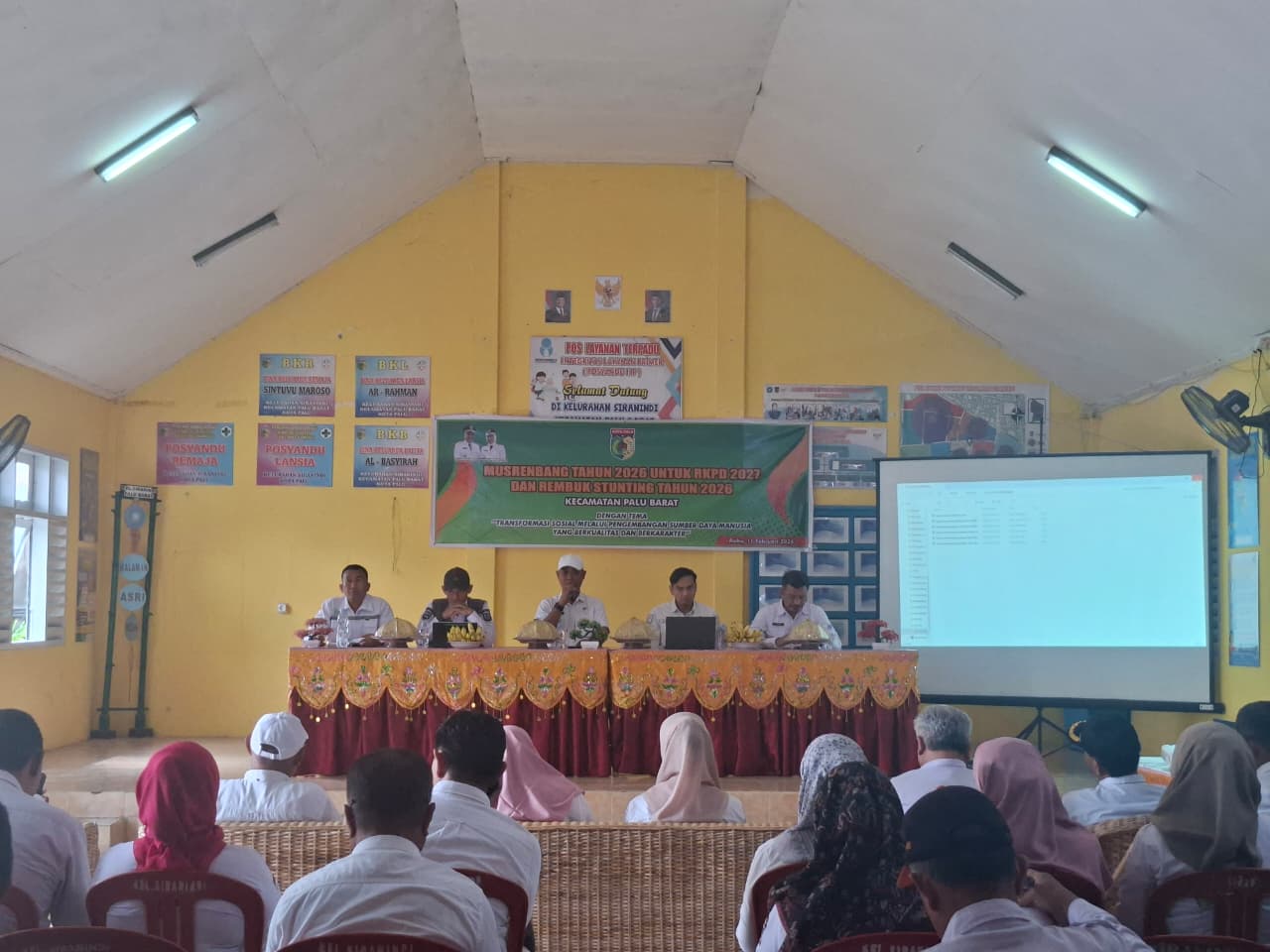 Suasana Musrenbang Kecamatan Palu Barat di Kelurahan Siranindi, Kamis (1122026), yang didominasi pembahasan persoalan drainase dan infrastruktur.