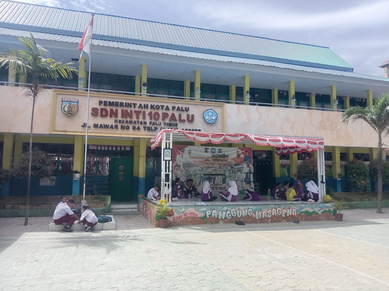 Suasana lingkungan SDN Inti 10 Palu.