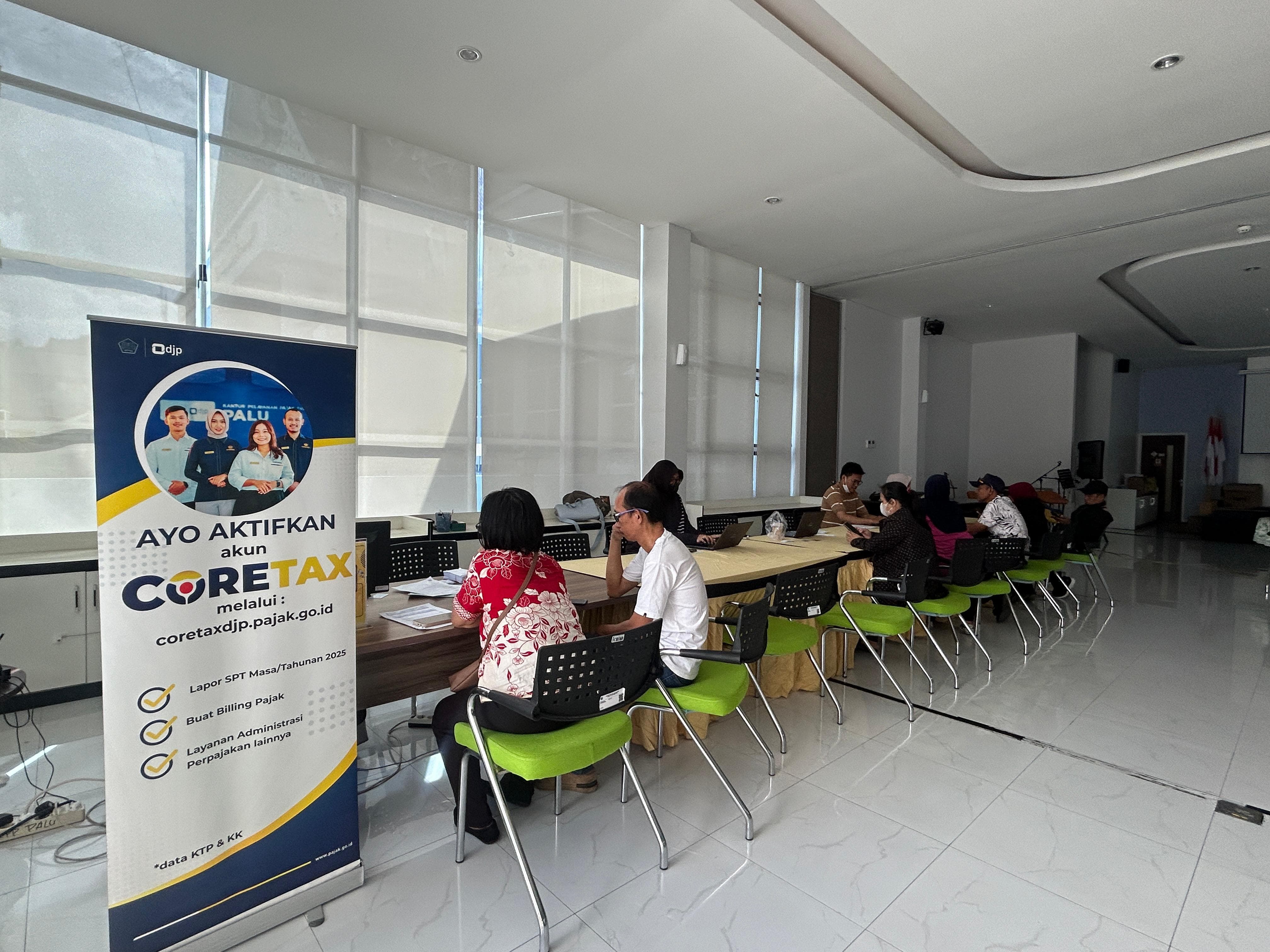 KPP Pratama Palu resmi membuka layanan pelaporan SPT Tahunan Pajak Penghasilan (PPh) setiap Sabtu dan Minggu melalui program &ldquo;Happy Hour&rdquo; mulai pukul 09.00 hingga 14.00 WITA.