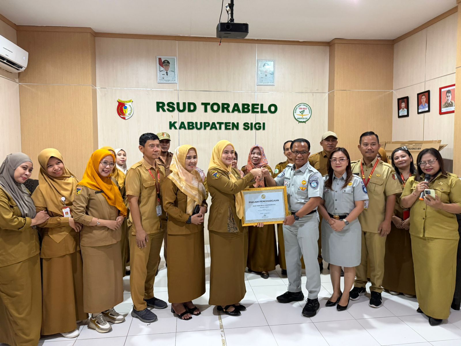LAYANAN TERBAIK: RSUD Torabelo Sigi, telah membuktikan pelayanan terbaiknya.(FOTO: ANGEL SUMBARA/RADAR PALU).