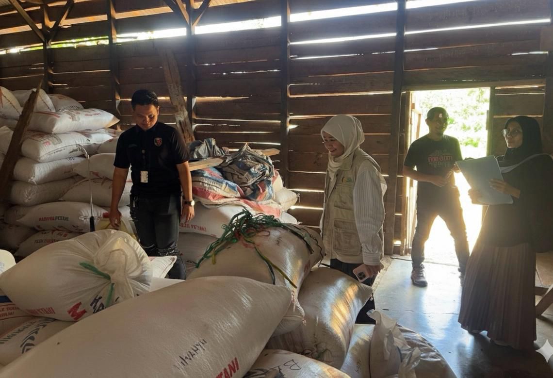STABILITAS: Polres Banggai lakukan pengawasan terhadap ketersediaan stok beras.