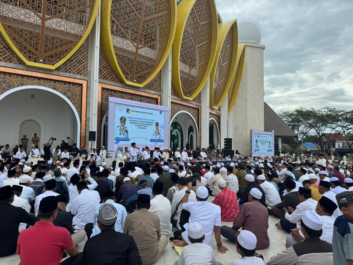 Kegiatan Tasyakuran 1 Tahun Sulteng BERANI yang digelar di pelataran Masjid Raya Baitul Khairaat, Minggu (22/02/2026).