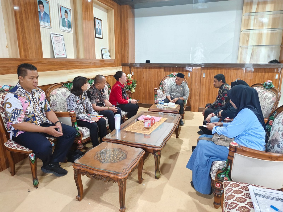 Suasana audiensi bersama Pemerintah Kabupaten Banggai Laut, Jumat (20/2/2026), di Kantor Bupati Banggai Laut.
