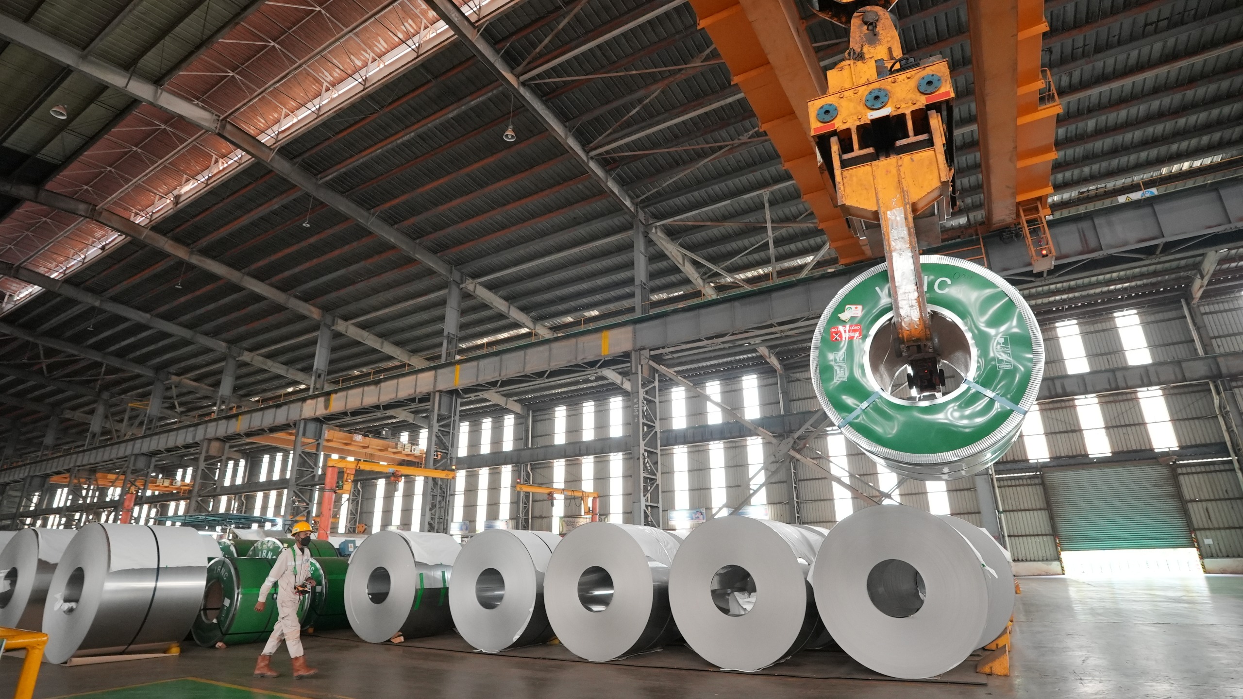 Kawasan industri IMIP di Morowali terus mencatat lonjakan investasi dan penyerapan tenaga kerja nasional.