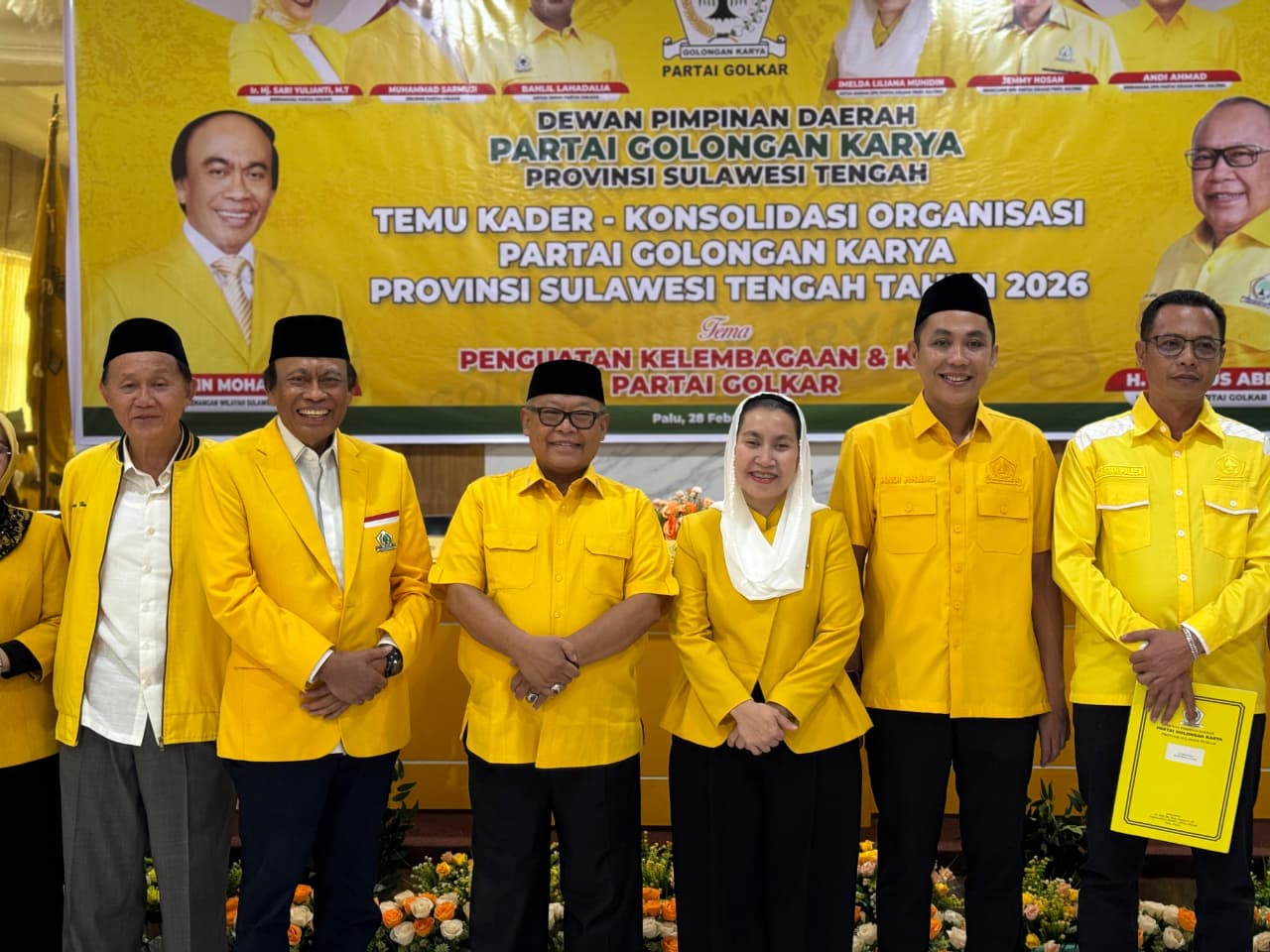 HADIR LENGKAP: Unsur pimpinan DPD I Sulteng hadir lengkap, bersama H. Muhidin Said.(FOTO: ISTIMEWA/RADAR PALU).  