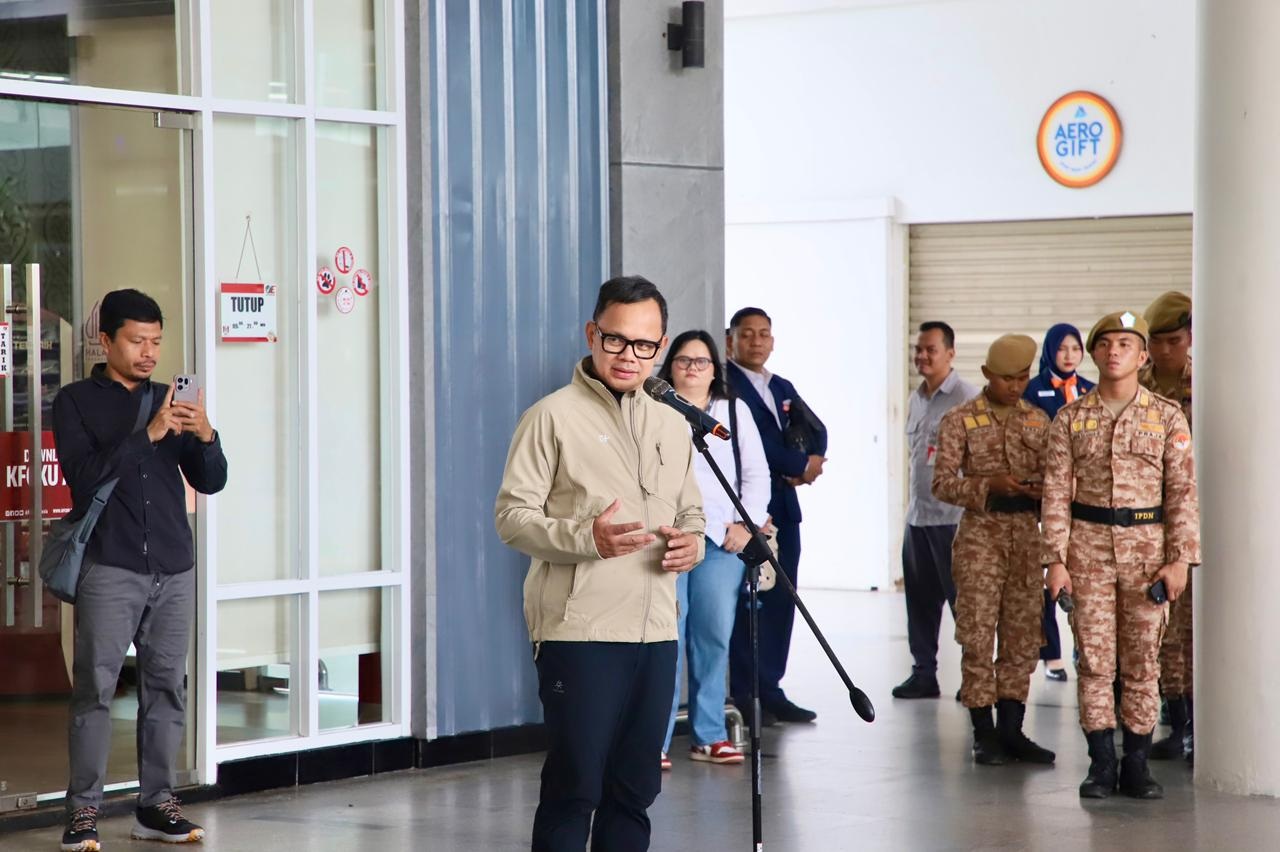 MISI KEMANUSIAAN: Wamendagri Bima Arya Sugiarto menegaskan IPDN tidak sekadar misi kemanusiaan, tapi mengemban kebangsaan.(FOTO: ISTIMEWA/RADAR PALU).  