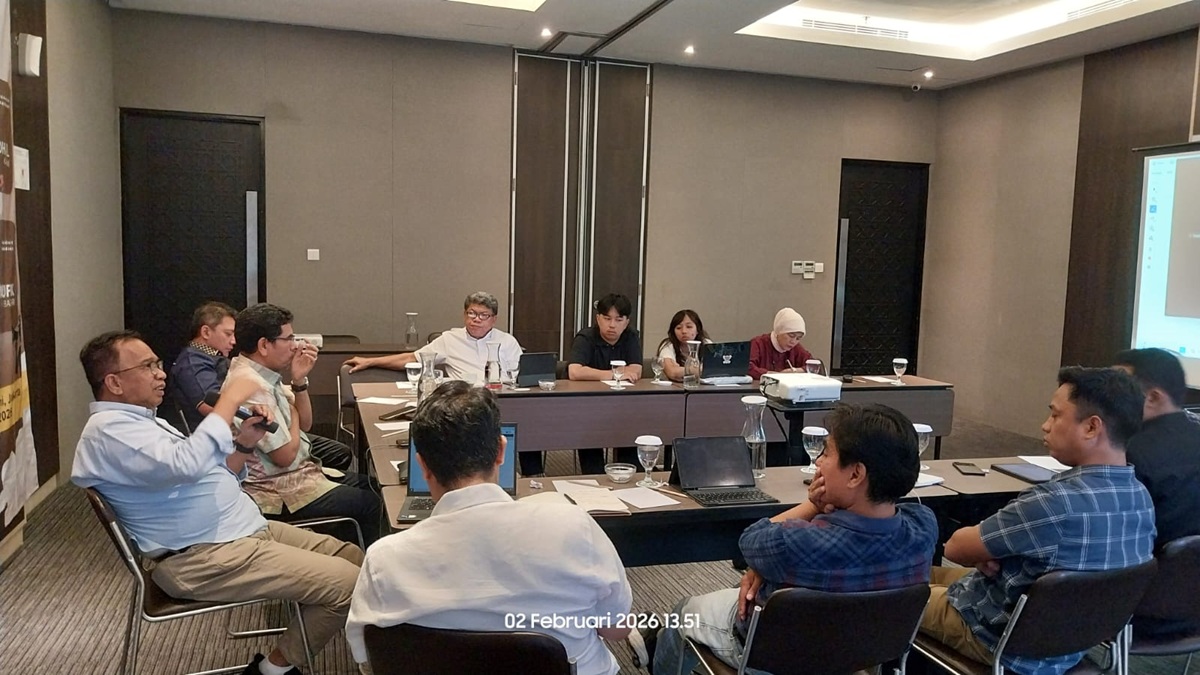 Forum Alumni Komnas HAM RI mendesak pemerintah menarik Indonesia dari Board of Peace pasca serangan militer ke Iran. 
