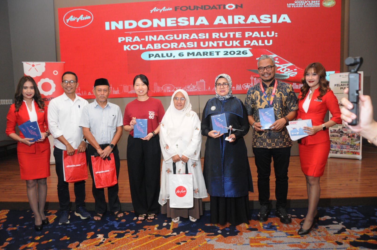 Peluncuran buku &ldquo;Pilah, Pilih, Pulih&rdquo; digelar di Palu pada Jumat (6/3/2026), sehari sebelum pengoperasian penerbangan perdana Indonesia AirAsia rute Surabaya&ndash; Makassar&ndash;Palu pada 7 Maret 2026.