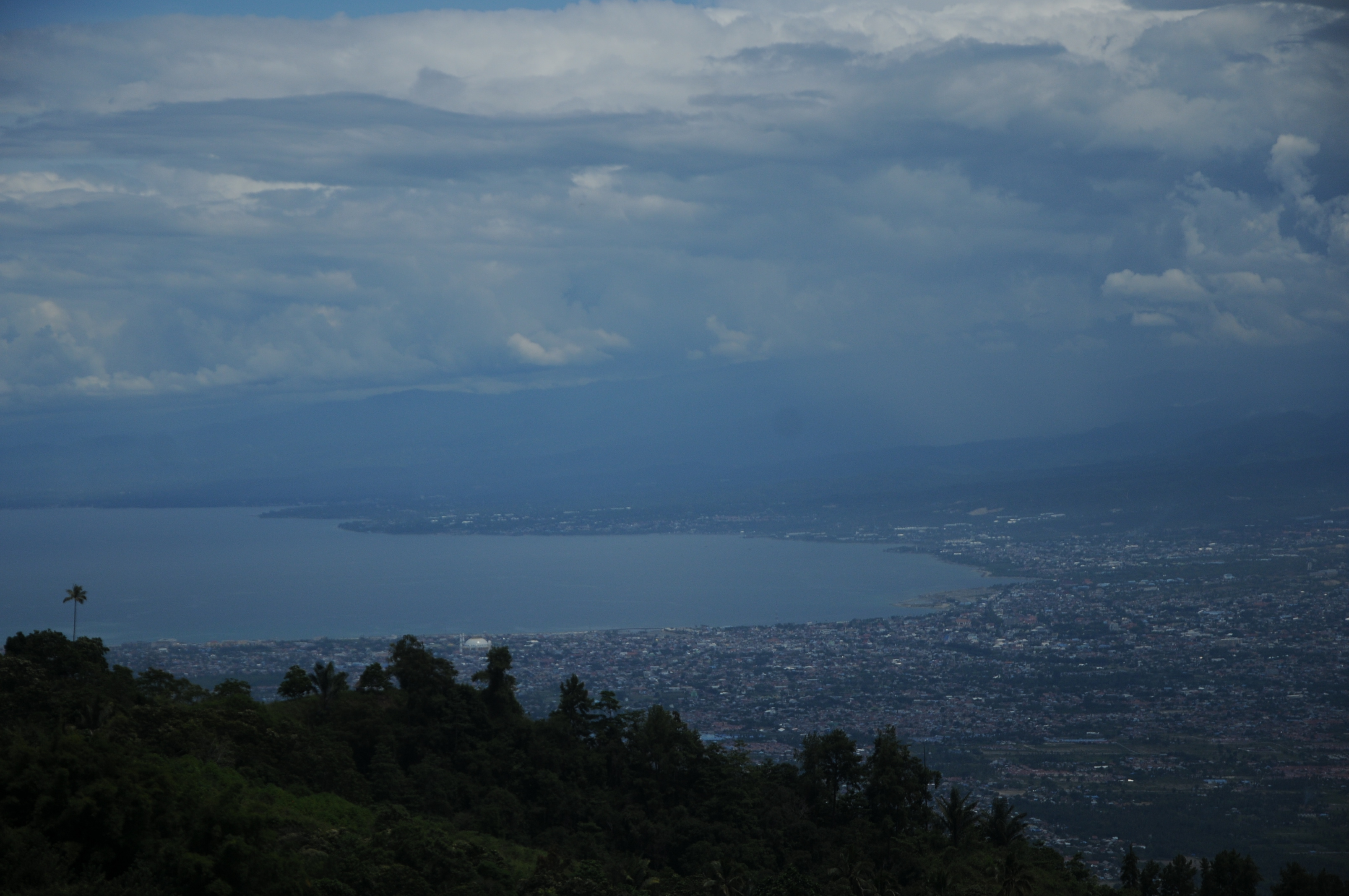 Kualitas udara di Kota Palu terpantau masih dalam kondisi relatif baik, Kamis (5/3/2026).