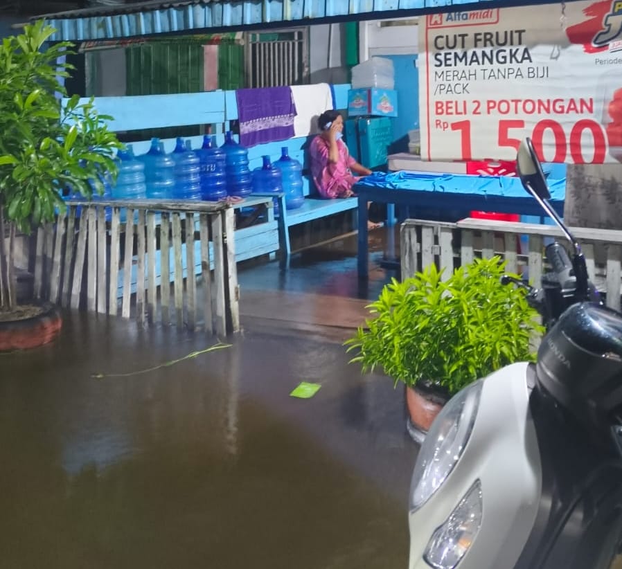 Banjir merendam permukiman warga di Desa Moutong Tengah dan Desa Moutong Utara, Kecamatan Moutong, Kabupaten Parigi Moutong, Sulawesi Tengah, Sabtu (7/3/2026) 