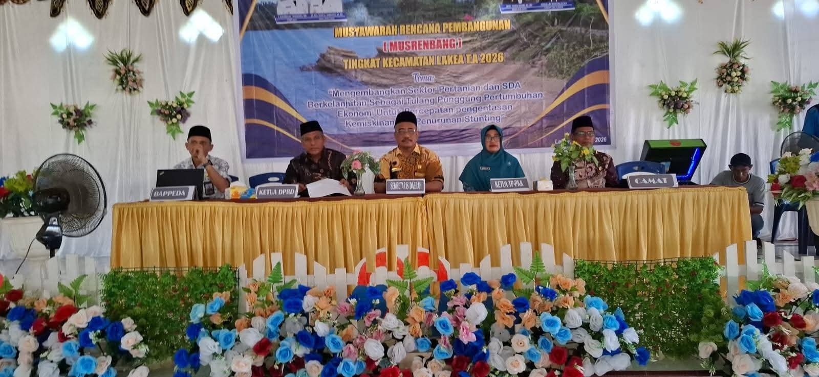 MUSRENBANG: Sekkab Buol Muh Yamin Rahim, saat hadir di kegiatan Musrenbang Kecamatan Lakea.(FOTO: ISTIMEWA/RADAR PALU).   
